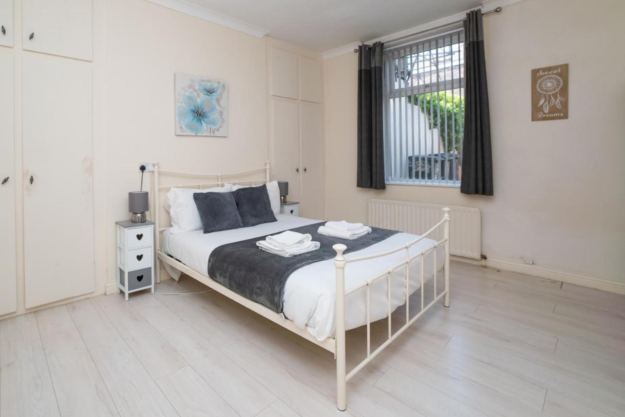 Beautiful Marine Park 2 Bedroom Apartment เซาท์ชีลด์ส ภายนอก รูปภาพ